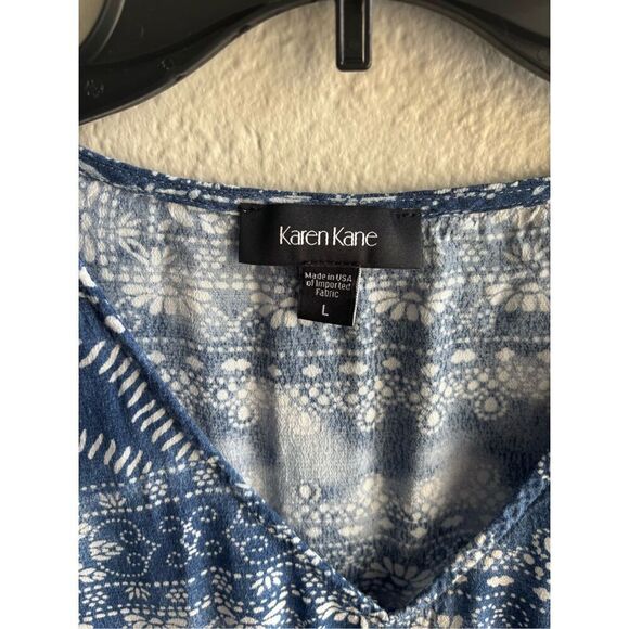 ❤️Karen Kane V-Neck Blouse - Picture 2 of 5